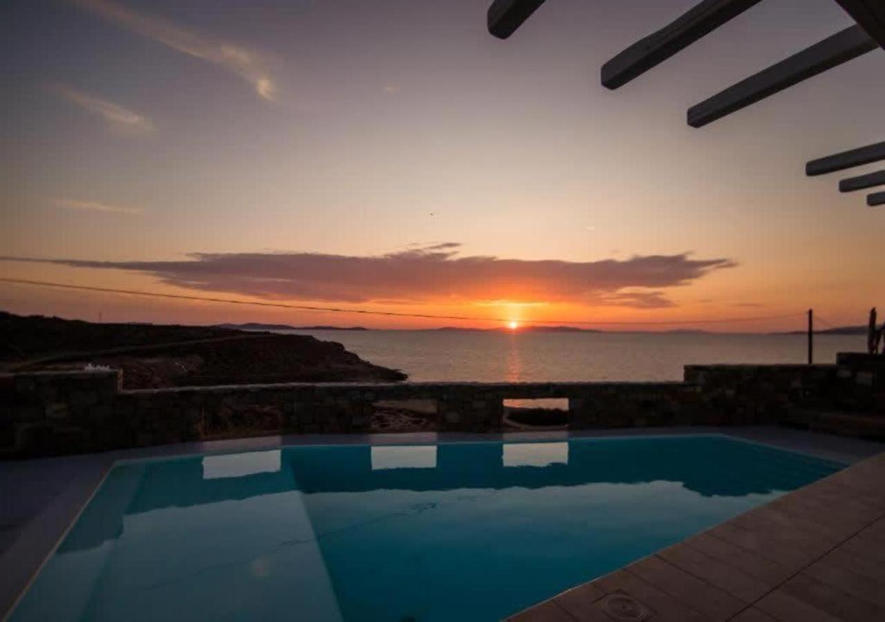 Elite With Pool & Sea View Vila *